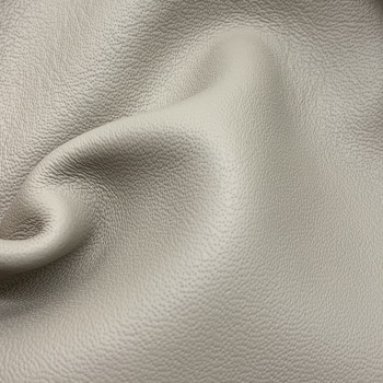 Dettaglio superficie pelle perla tinta unita Florence