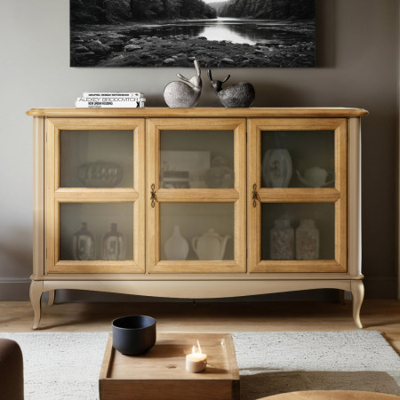 Credenza con 3 ante in vetro, dettaglio vetro satinato