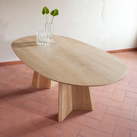 Tavolo Air in legno massello di rovere con design ovale