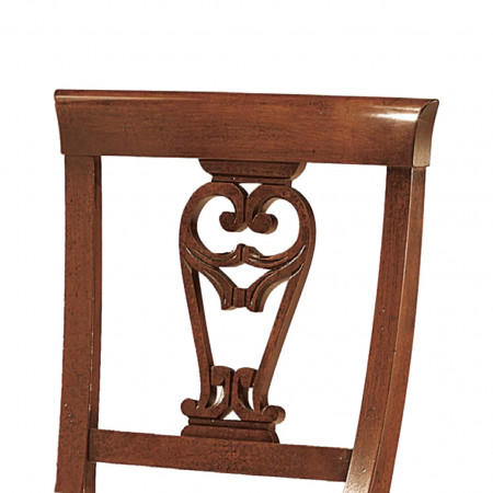 Schienale traforato sedia gambe sagomate legno faggio