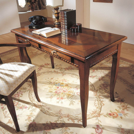 Scrittoio con intarsio parquet, dettaglio piano legno