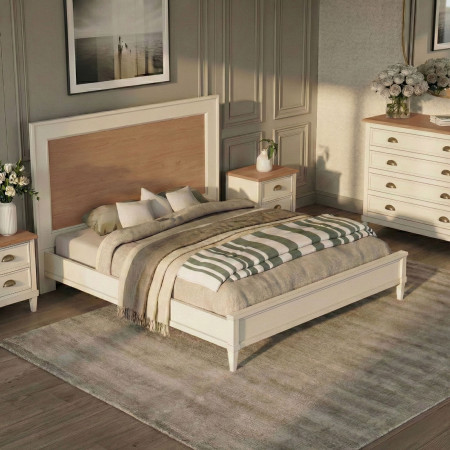 Letto matrimoniale con testiera in legno