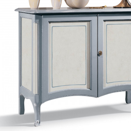 Credenza Shabby Chic 2 ante, dettaglio del legno decorato