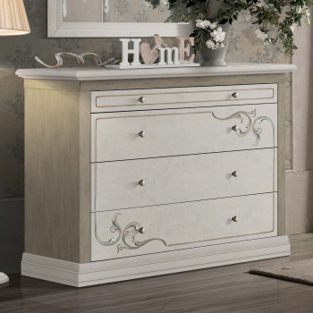 Comò Shabby Chic 4 cassetti, dettaglio decorazioni