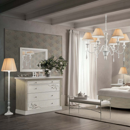 Gruppo notte in stile shabby chic con decori