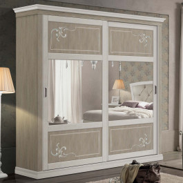 Armadio Shabby Chic con ante decorate scorrevoli con specchio