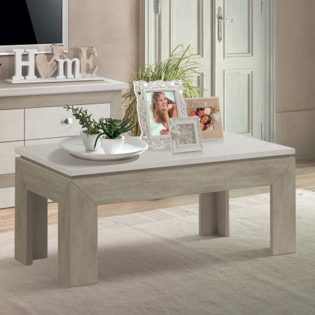 Tavolino Shabby Chic rettangolare ambientato con decorazioni
