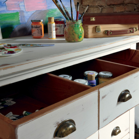 Cassettiera shabby chic dettaglio cassetti in legno