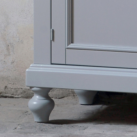 Dettaglio piedino porta TV 2 ante shabby chic