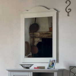 Dettaglio tetto in legno per libreria shabby chic