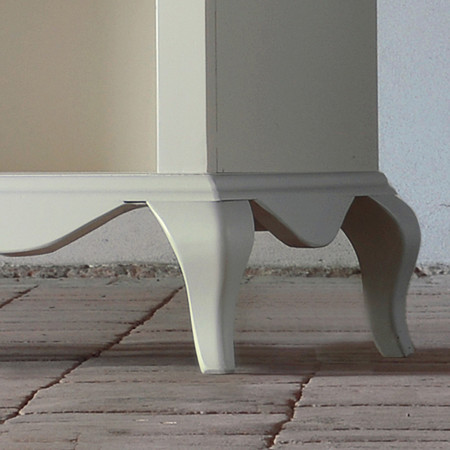 Libreria shabby chic con piedini a sciabola