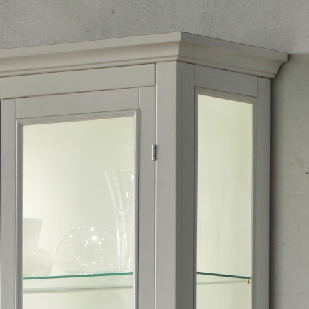 Dettaglio cornice vetrina grande shabby chic
