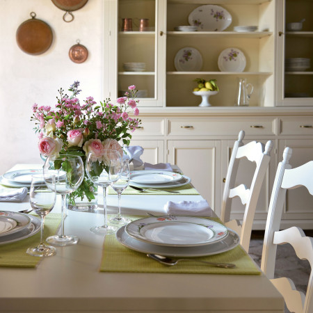 Tavolo con 2 allunghe shabby chic apparecchiato
