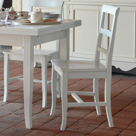 Sedia con fondino in legno shabby chic, dettaglio seduta