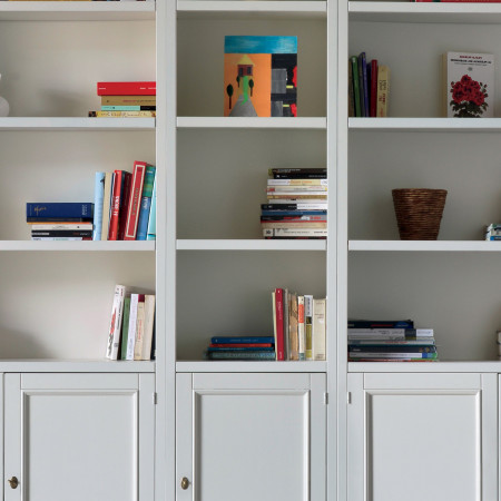 Libreria 5 ante shabby chic con ripiani regolabili
