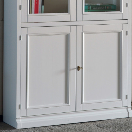 Dettaglio libreria 5 ante stile shabby chic