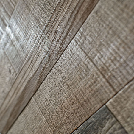 Composizione 14 dettaglio legno antico recuperato