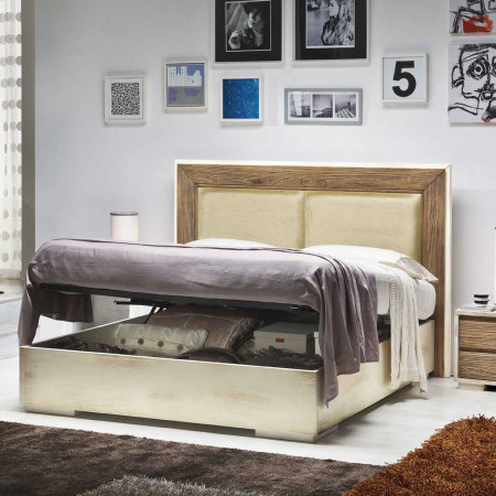 Letto matrimoniale con contenitore aperto, legno chiaro