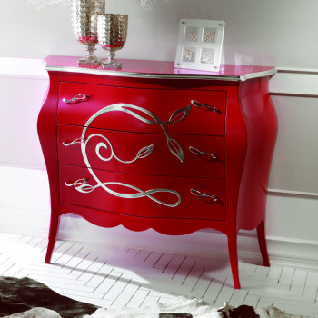 Comò con tre cassetti e rilievi ambra in legno laccato rosso