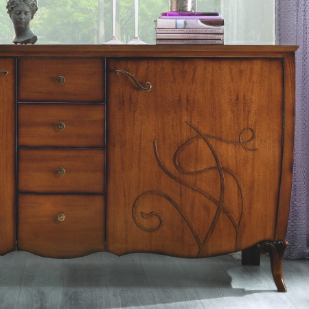 Credenza due ante quattro cassetti dettaglio intaglio