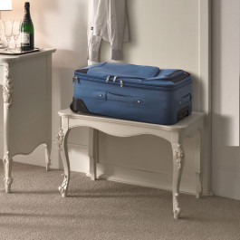 Testiera per albergo classica con intaglio conchiglia