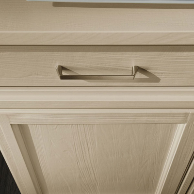 Avorio opaco su legno spazzolato