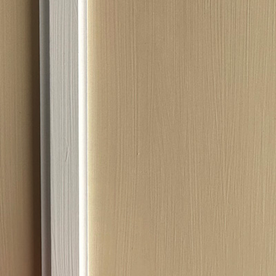 Bordi e profili bianchi