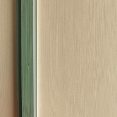 Bordi e profili verdi